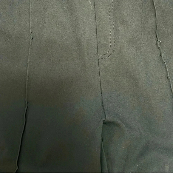 SPANX tall Ponte flare pant.   Smoke free home. - Picture 6 of 7